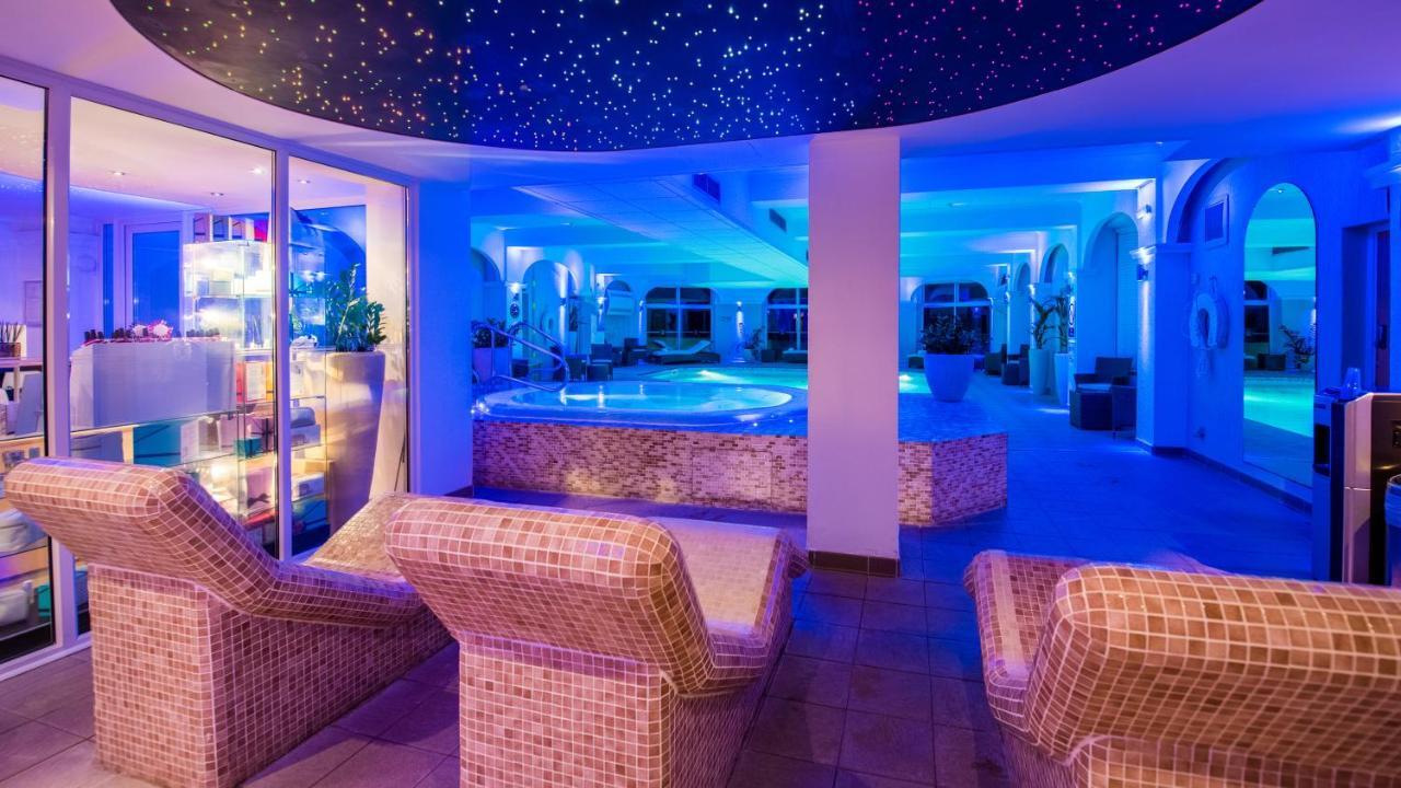 The Carlyon Bay Hotel And Spa St Austell Buitenkant foto